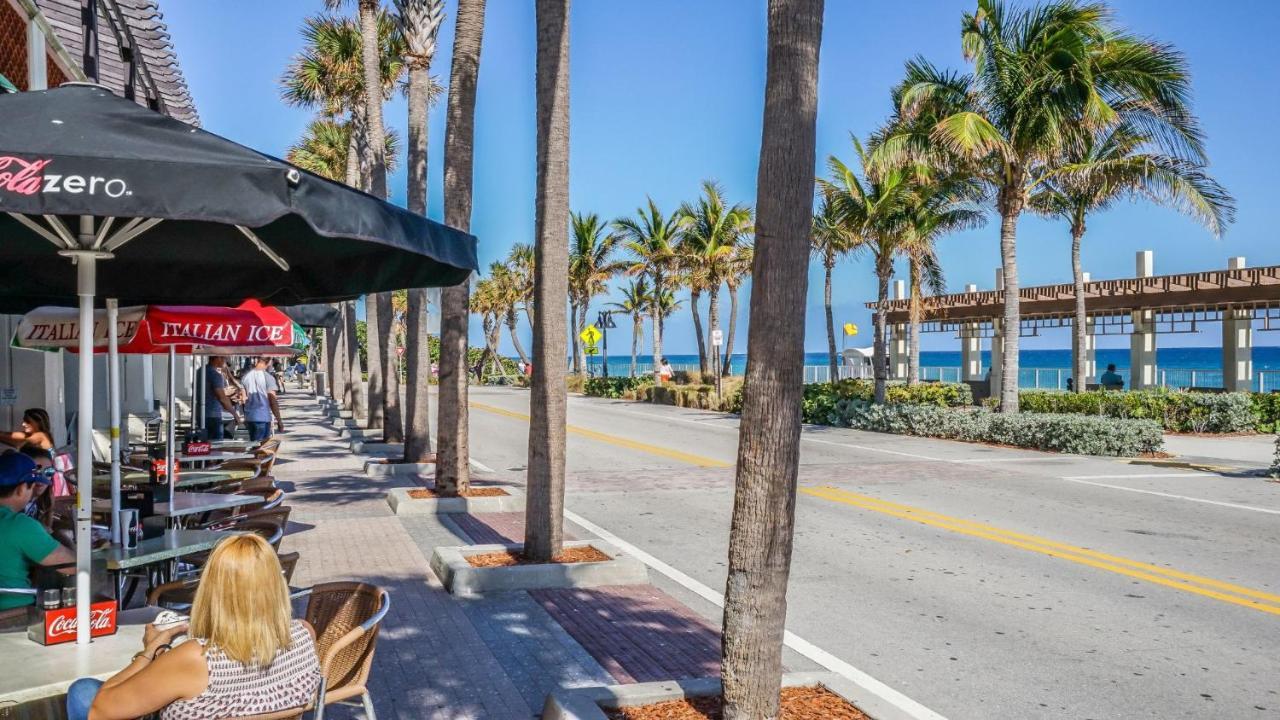 M Lake Worth Beach - Modern Villas Near West Palm Beach, Chic Retro Vibes, King Bed, Cozy Backyard, Bbq, Workspace, High-Speed Internet, Free Parking, 5 Minutes To Downtown & Beach Extérieur photo
