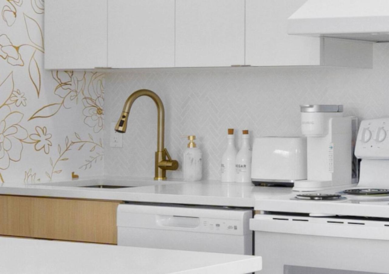 M Lake Worth Beach - Modern Villas Near West Palm Beach, Chic Retro Vibes, King Bed, Cozy Backyard, Bbq, Workspace, High-Speed Internet, Free Parking, 5 Minutes To Downtown & Beach Extérieur photo