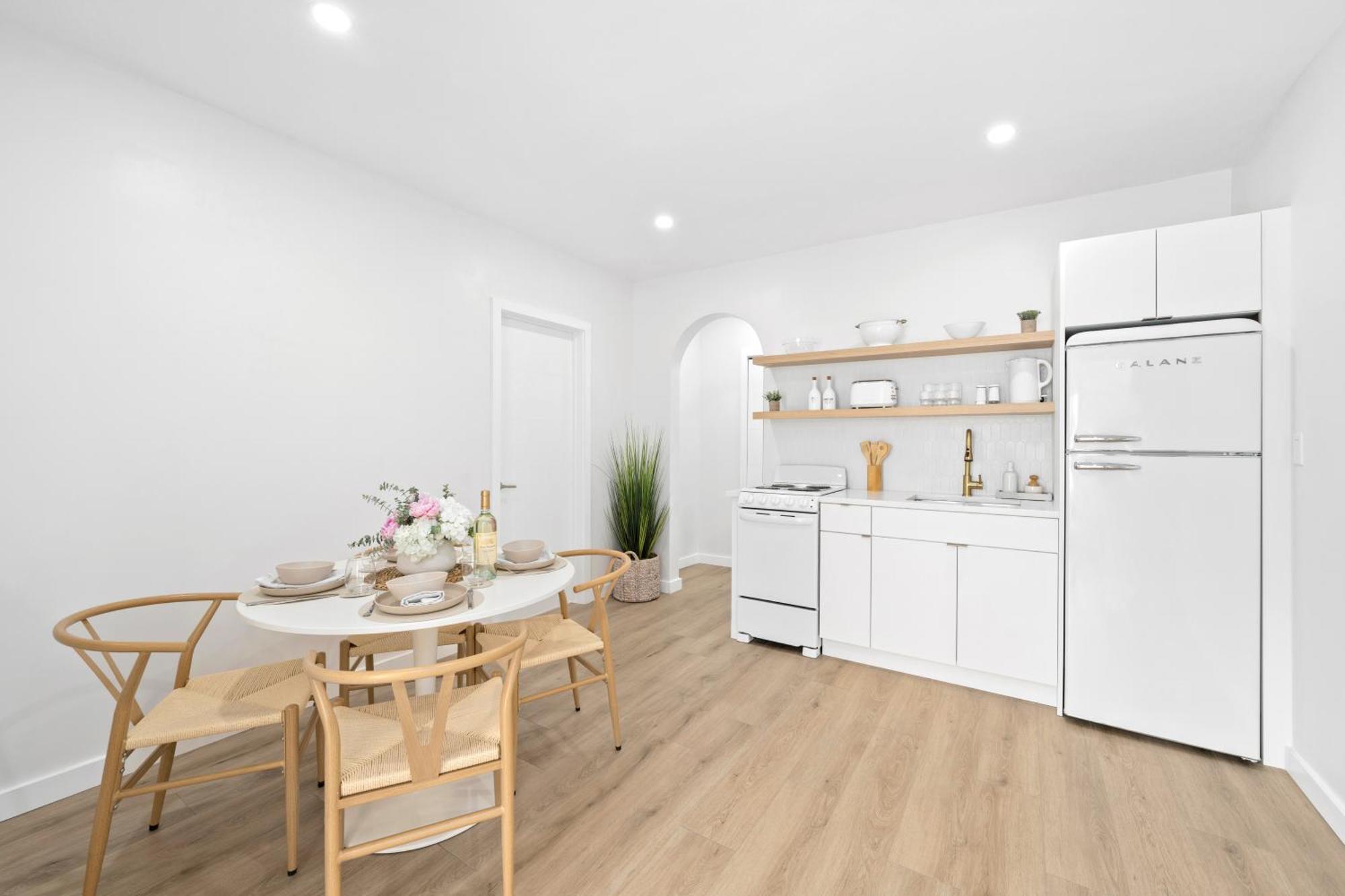M Lake Worth Beach - Modern Villas Near West Palm Beach, Chic Retro Vibes, King Bed, Cozy Backyard, Bbq, Workspace, High-Speed Internet, Free Parking, 5 Minutes To Downtown & Beach Extérieur photo