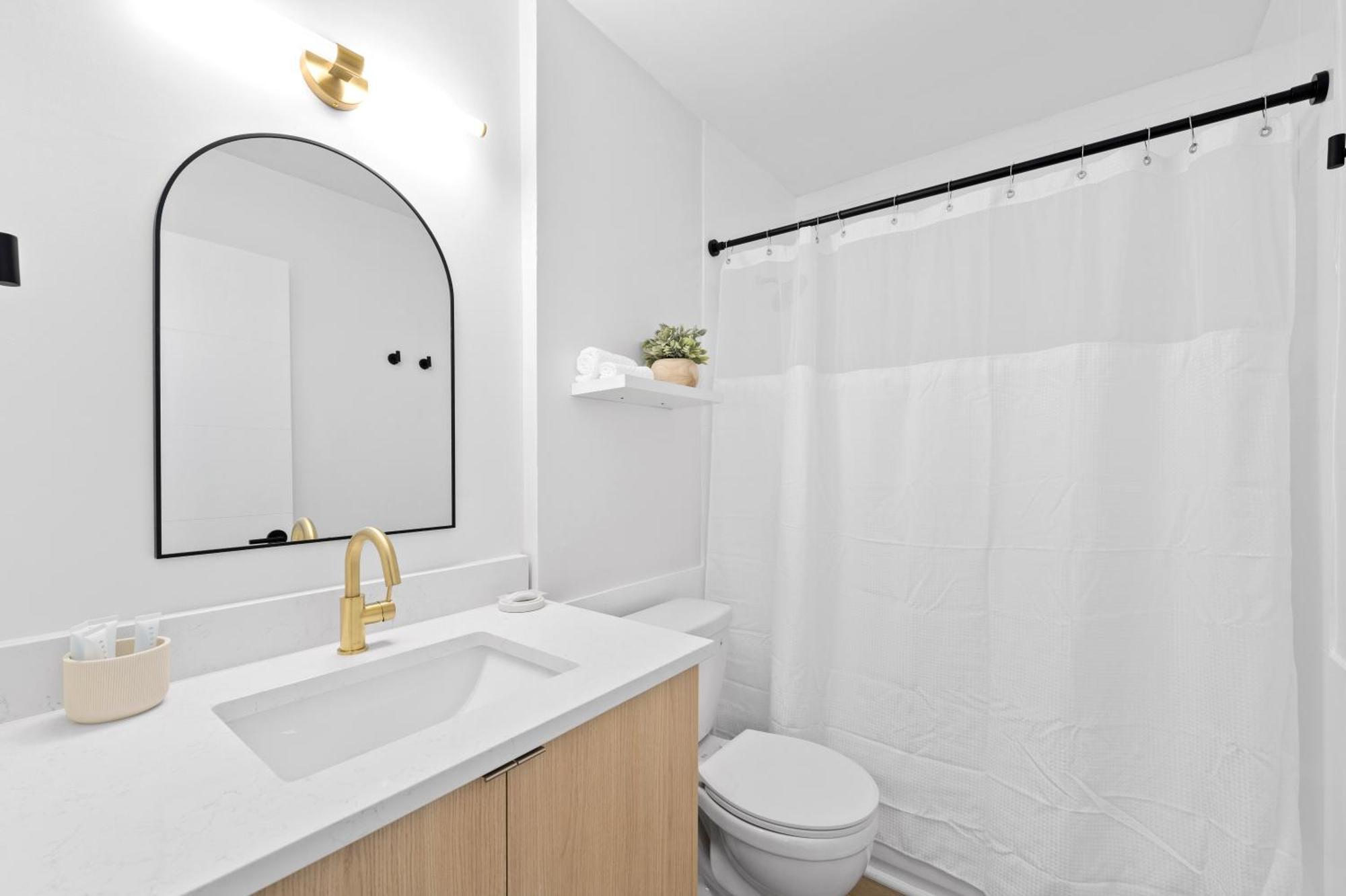 M Lake Worth Beach - Modern Villas Near West Palm Beach, Chic Retro Vibes, King Bed, Cozy Backyard, Bbq, Workspace, High-Speed Internet, Free Parking, 5 Minutes To Downtown & Beach Extérieur photo
